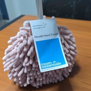 Room Essentials Blush Noodle Hand Towel